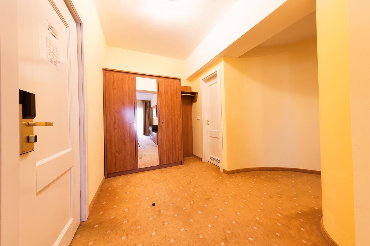 Hotel Parc ألبا يوليا المظهر الخارجي الصورة