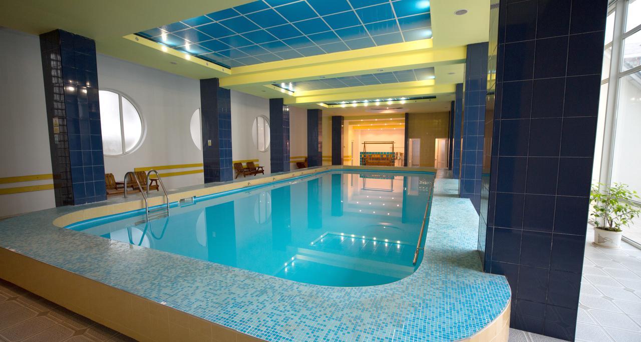 Hotel Parc ألبا يوليا المظهر الخارجي الصورة