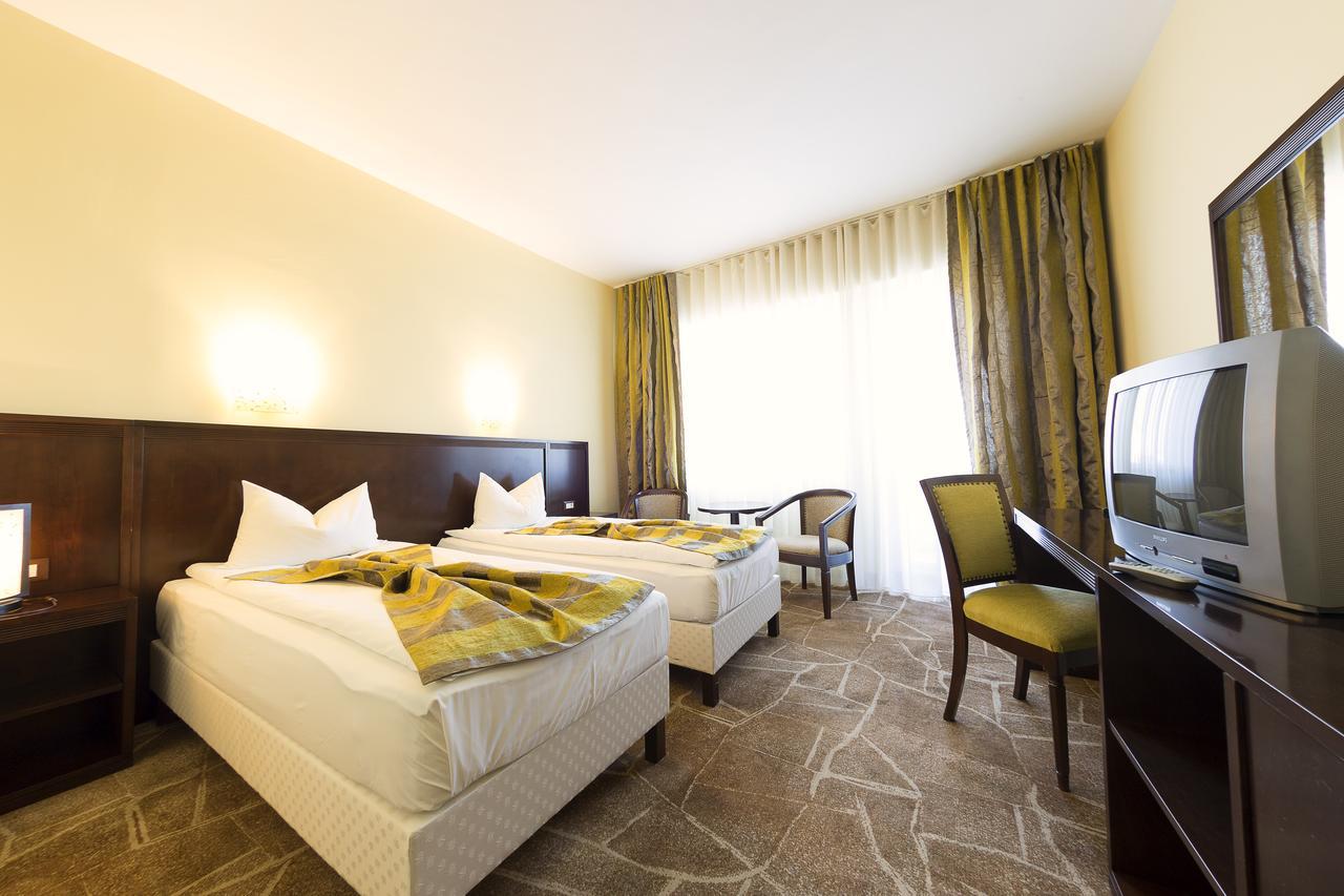 Hotel Parc ألبا يوليا المظهر الخارجي الصورة